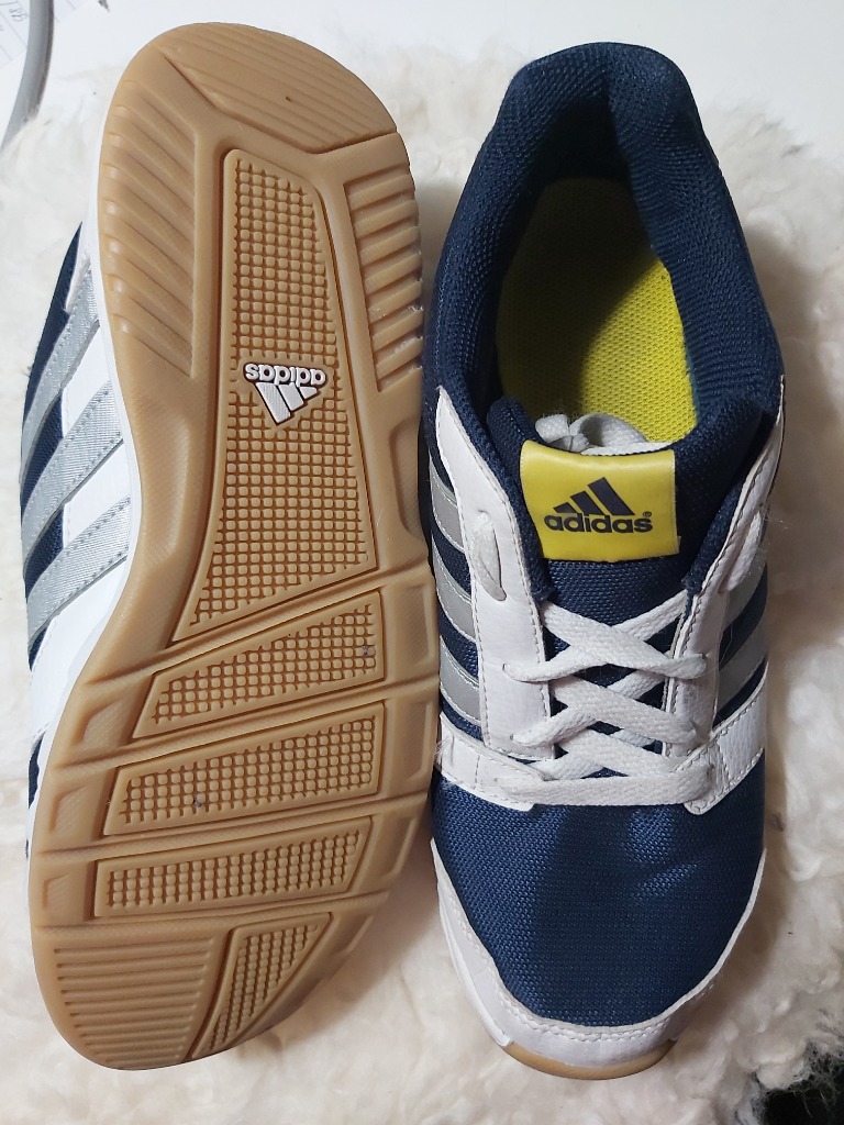 lenkkarit Adidas k.39.5 valk/sinin/kelta