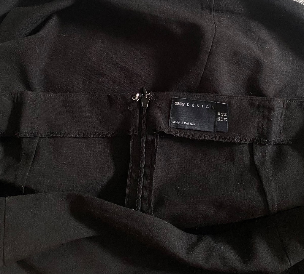 Asos musta minihame, koko 46