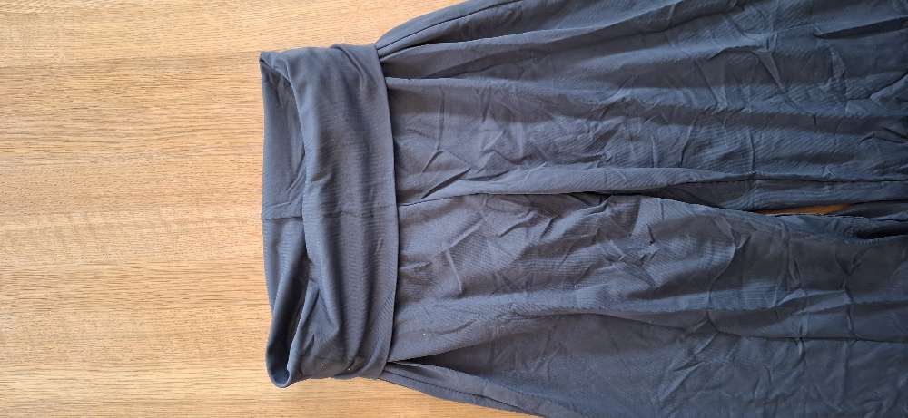 H&M st. 152 buxur víðar hár strengur
