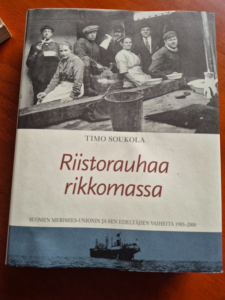 Riistorauhaa rikkomassa