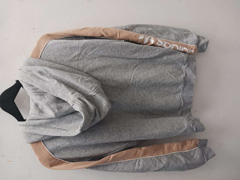 Adidas harmaa huppari 36