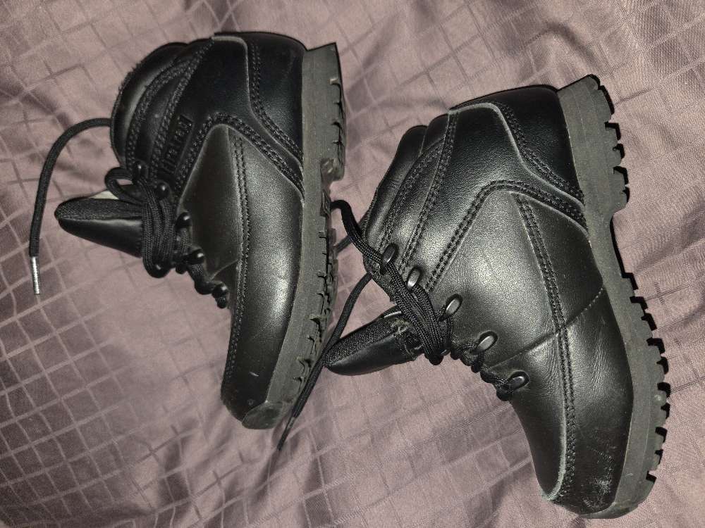 Firetrap Barnaskór st. 29 svartir