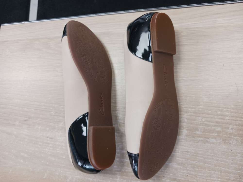 Clarks ballerinat 11M