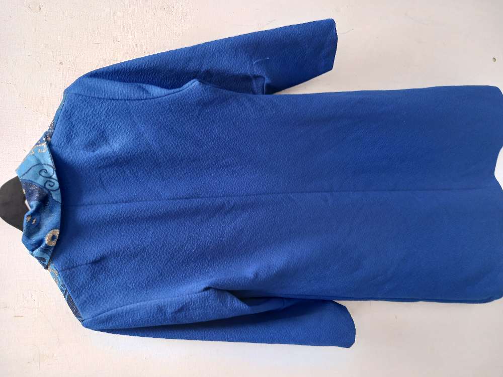 Sininen vintagemekko n. M