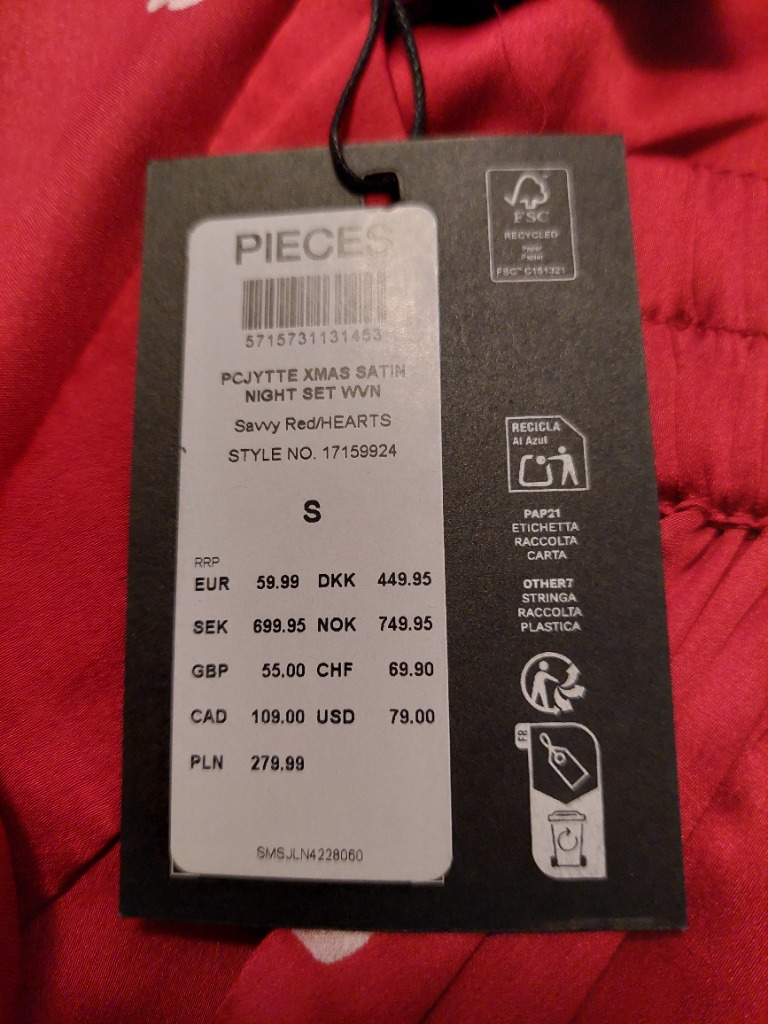 Ný Pieces náttföt S