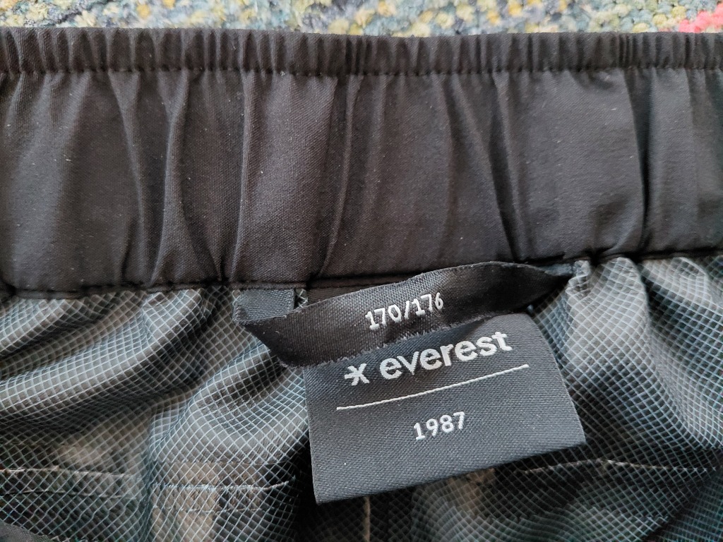 Ulkoiluhousut 170/176, vedenpitävät