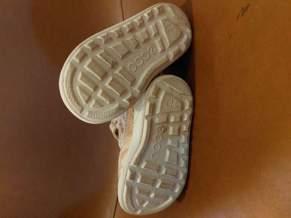 Bleikir Ecco kuldaskór st 20