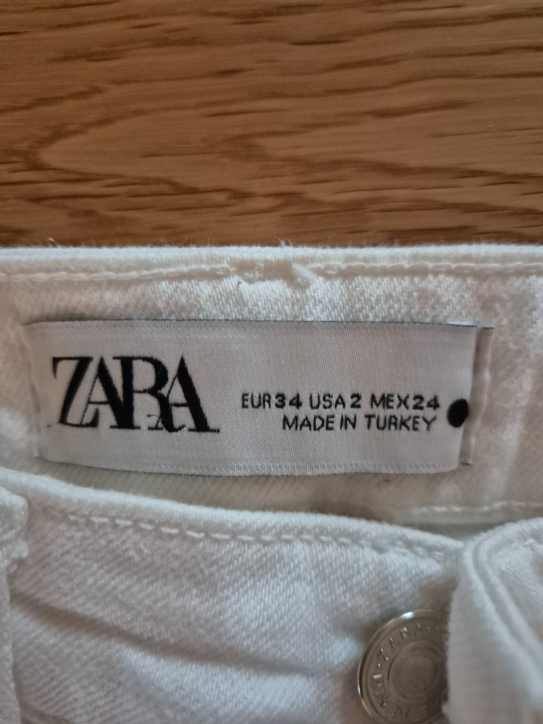 Hvite jeans Zara