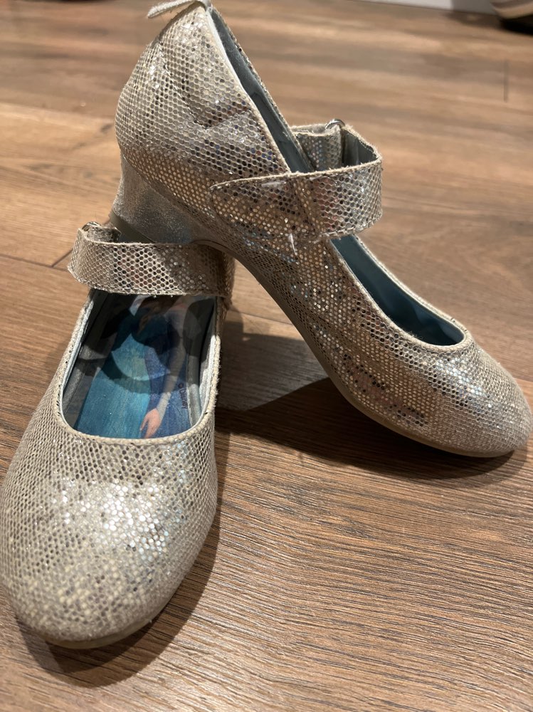 Frozen hælaskór St 30