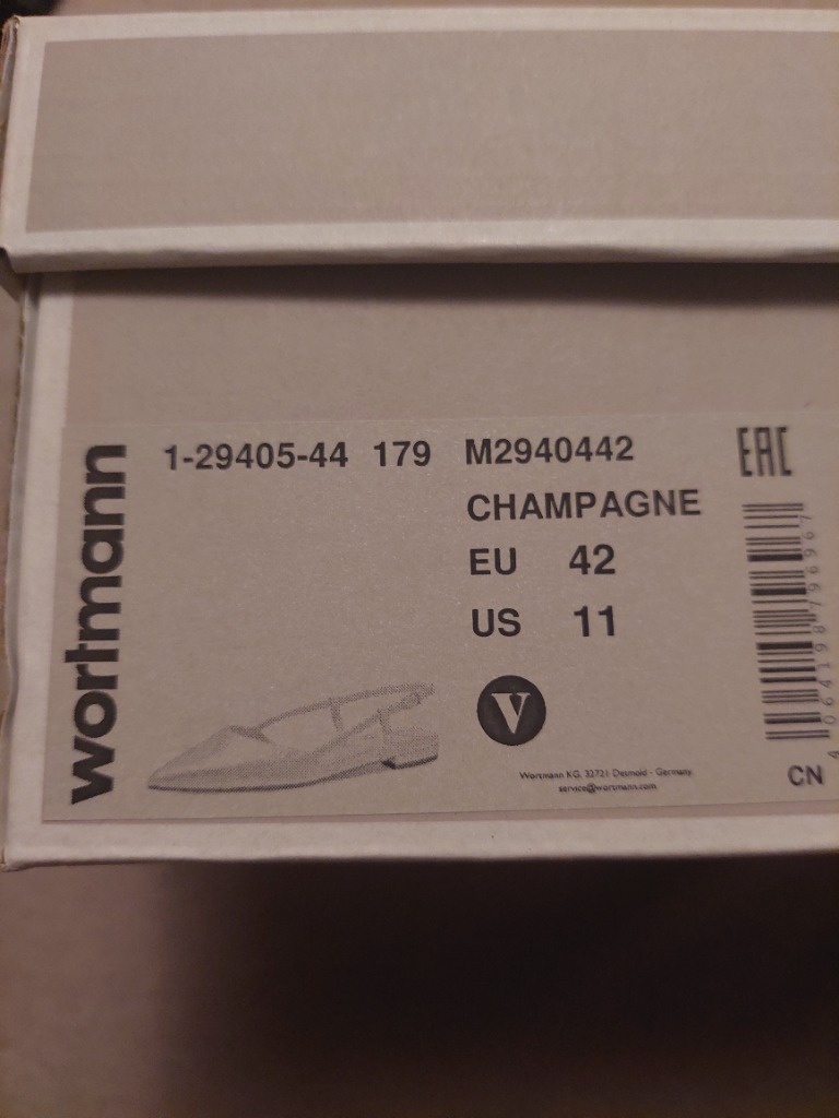 Nýjir Tamaris skór 42