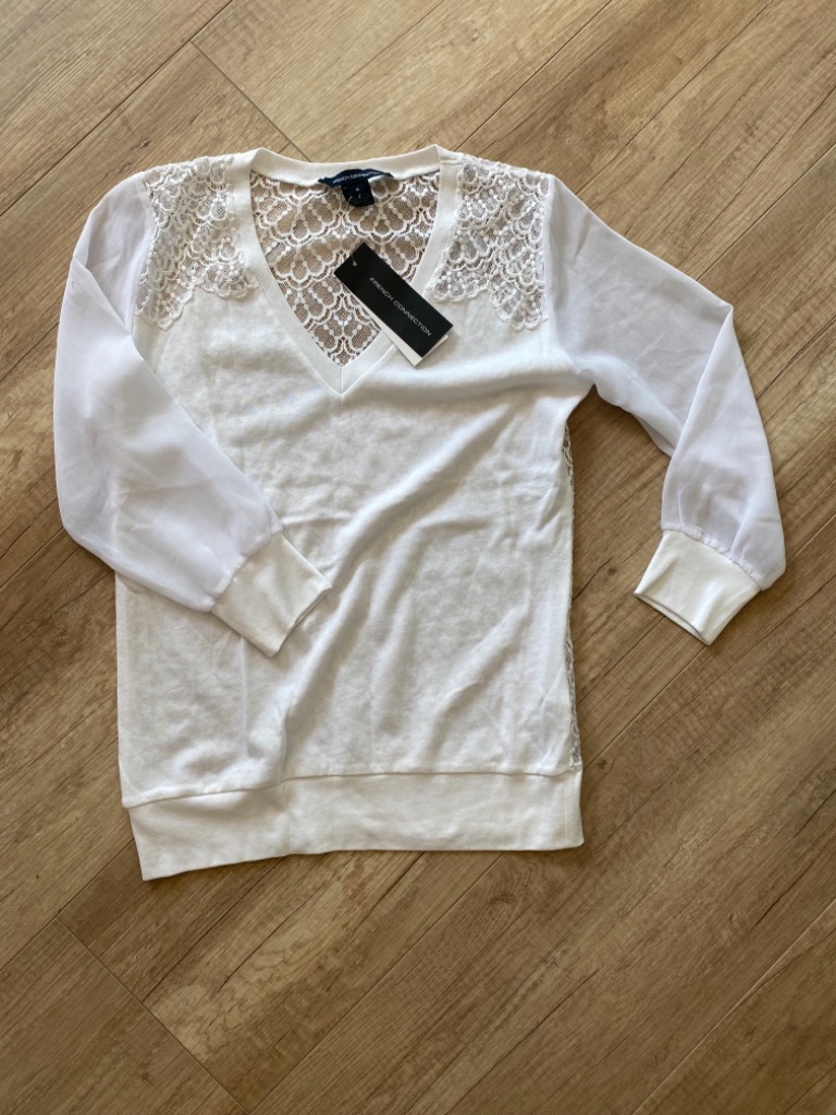 Fr. Connection top