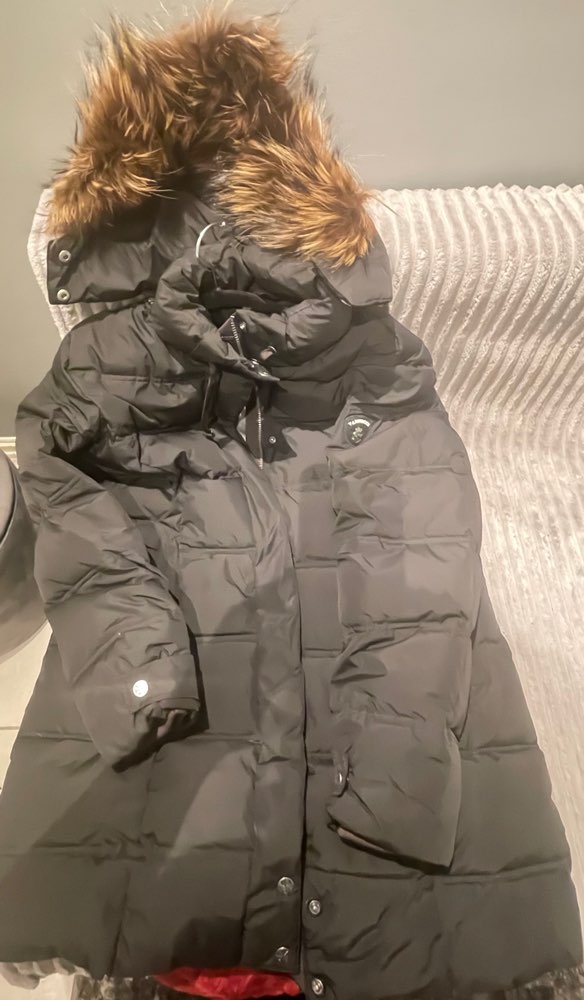 Tykk svart vinter jakke 