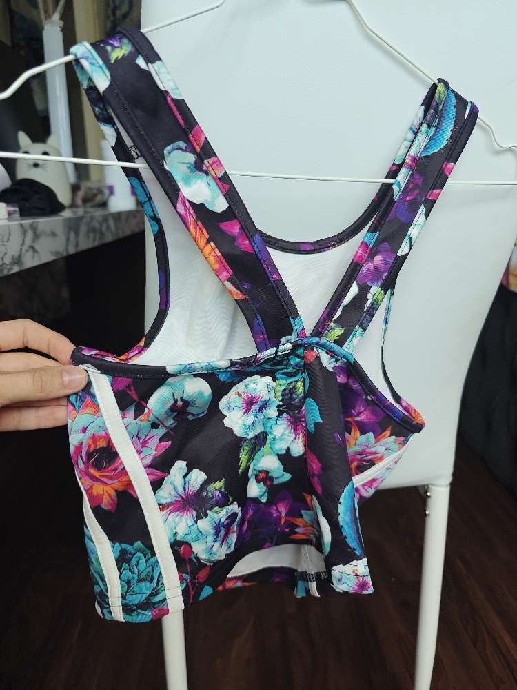 Urheilutoppi BikBok xs/s