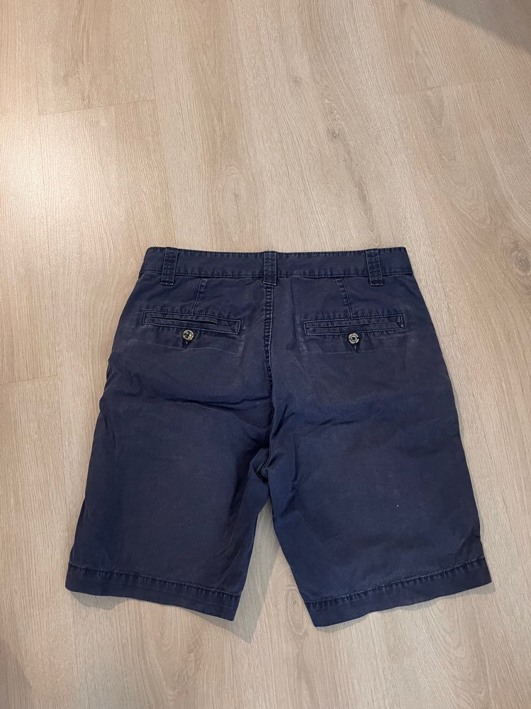 Miesten siniset shortsit, S