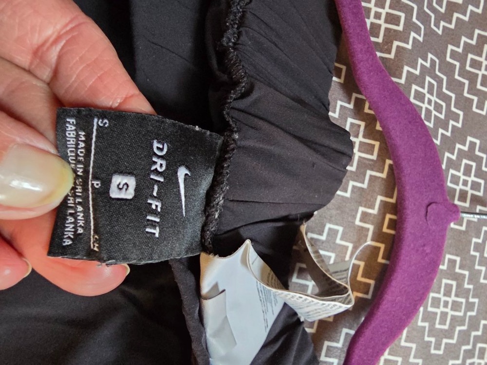 Nike þunnar buxur svartar  small
