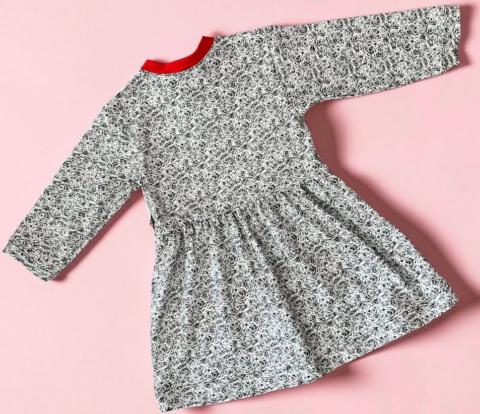 Uusi Dalmatialaiset mekko, 104cm