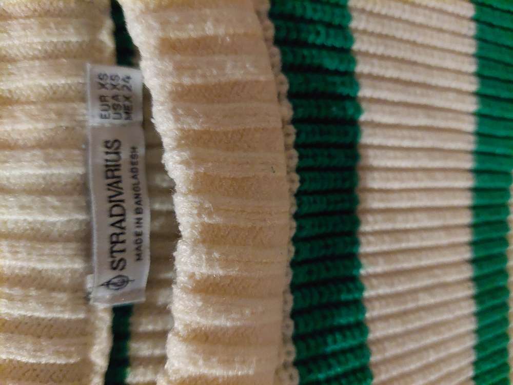 Stradivarius peysa röndótt xs