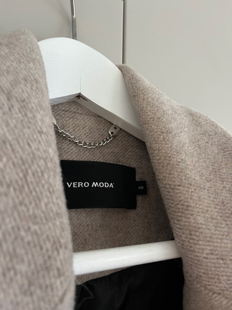 Vero Moda Kåpe str XS