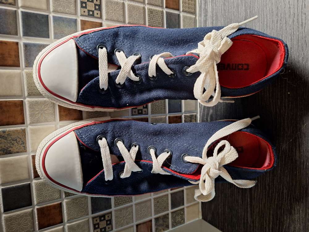 T.sin Converse All Star tennarit (M8)