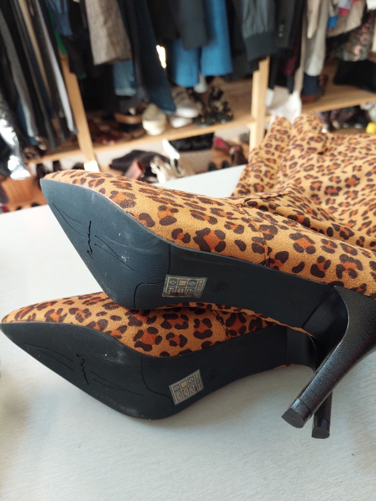 Hlébarðastígvél 40