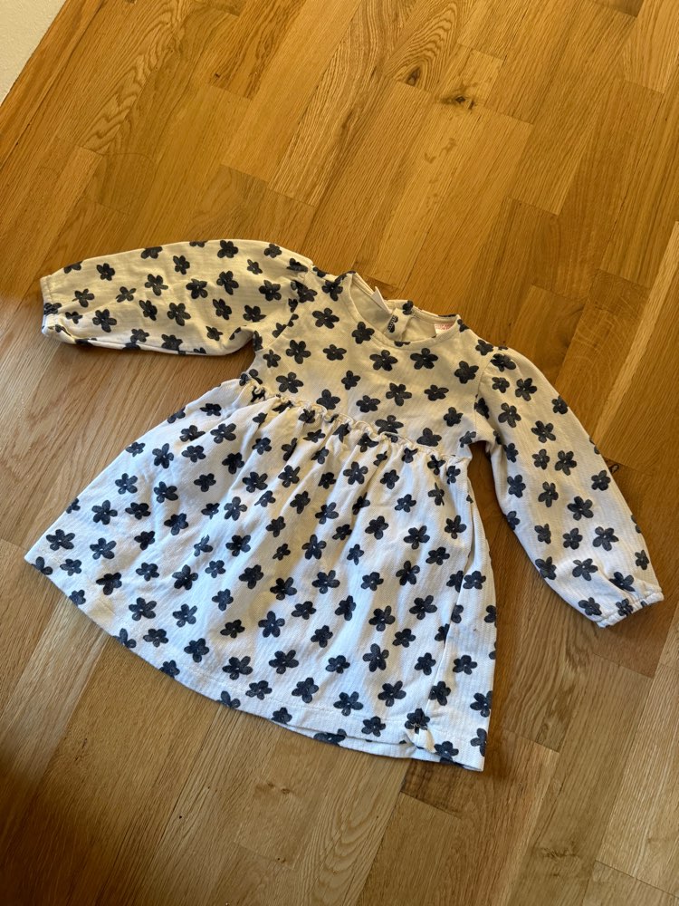 Zara kjóll st 92