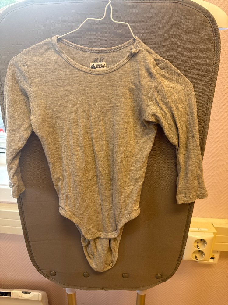 H & m body str.80/86
