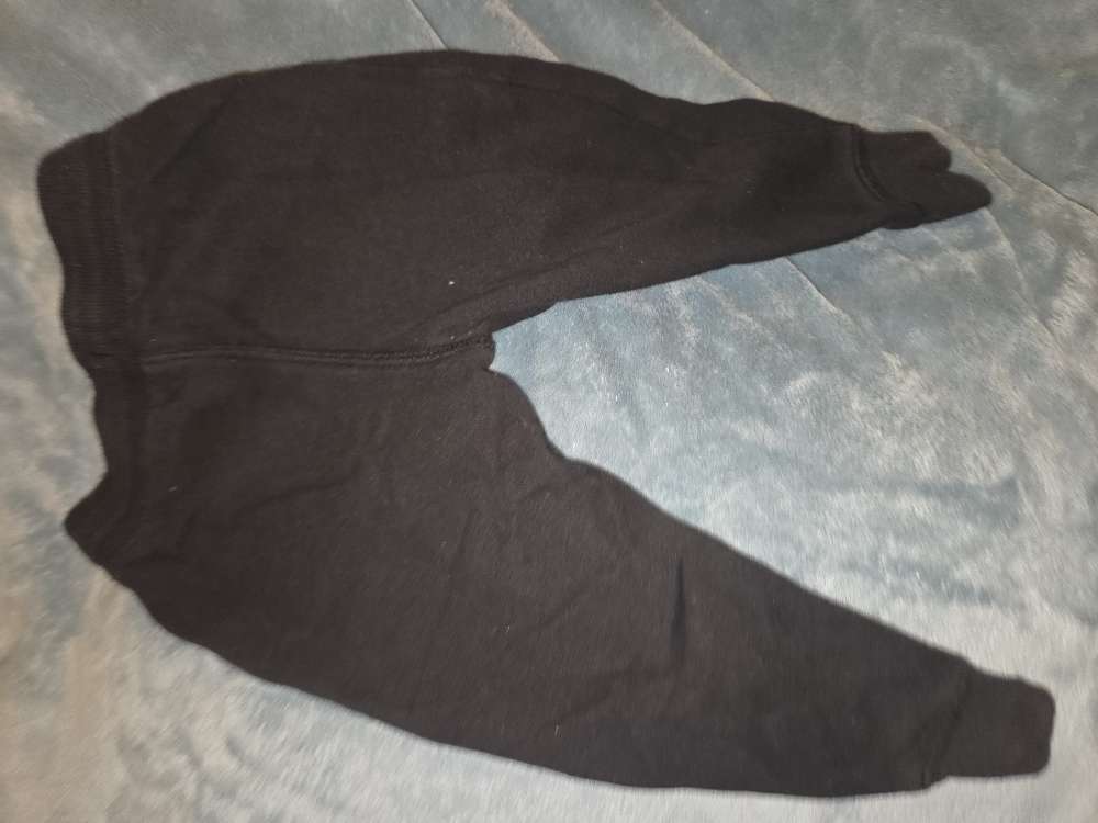 Íþróttabuxur st. 92