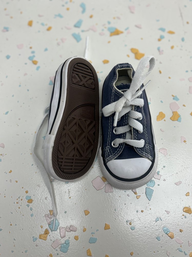 Size US 5 Kids Converse - Blue