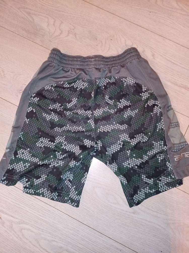 Nike stuttbuxur St M (barna)