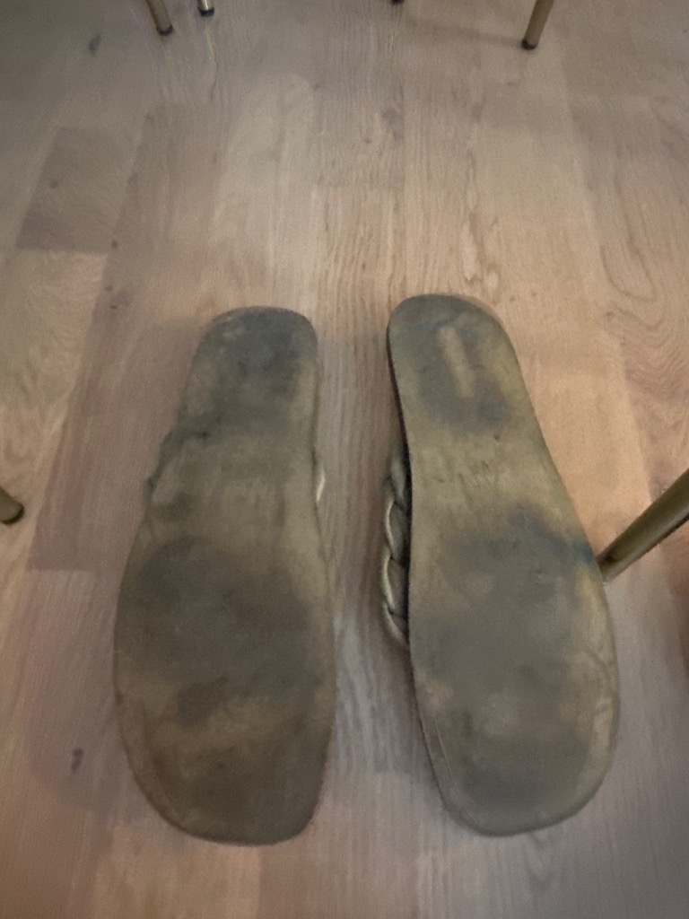 Zara skinn slippers khaki 39
