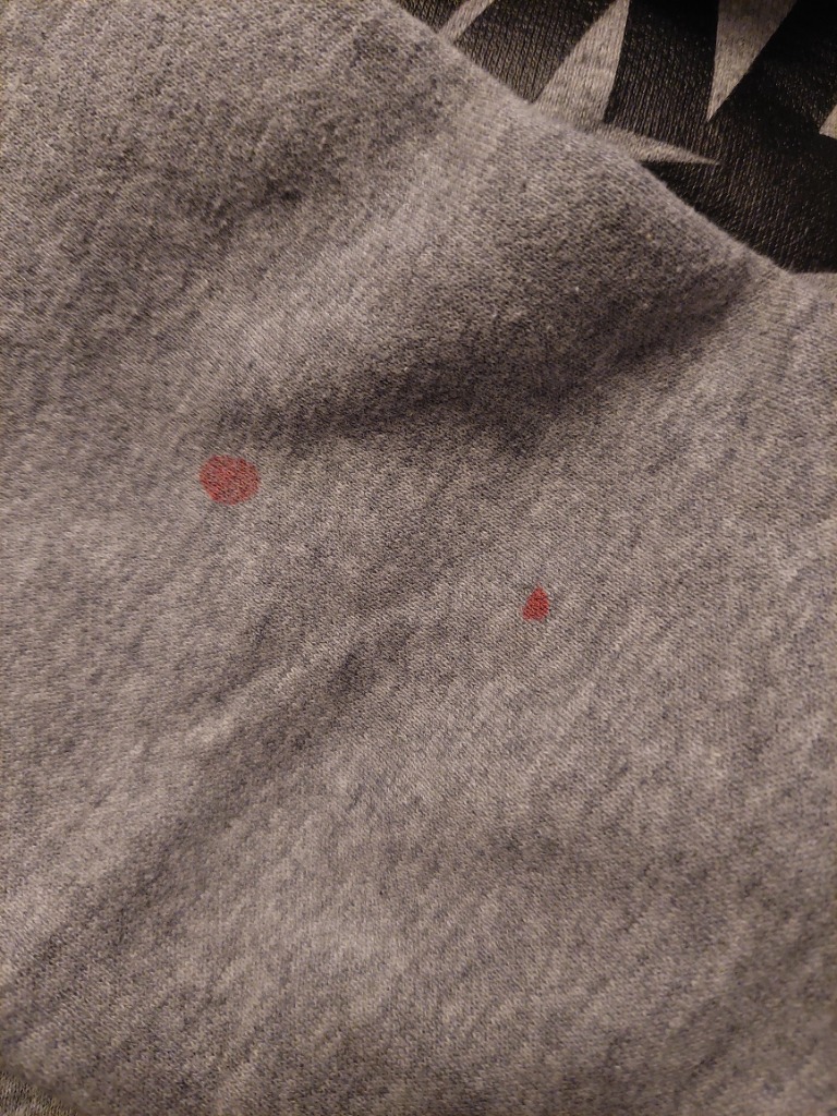 Nike grá hettupeysa 137/147