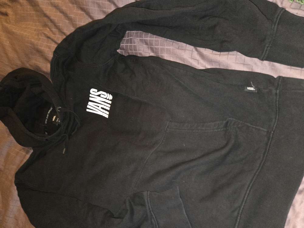 VANS HETTUPEYSA ST.M