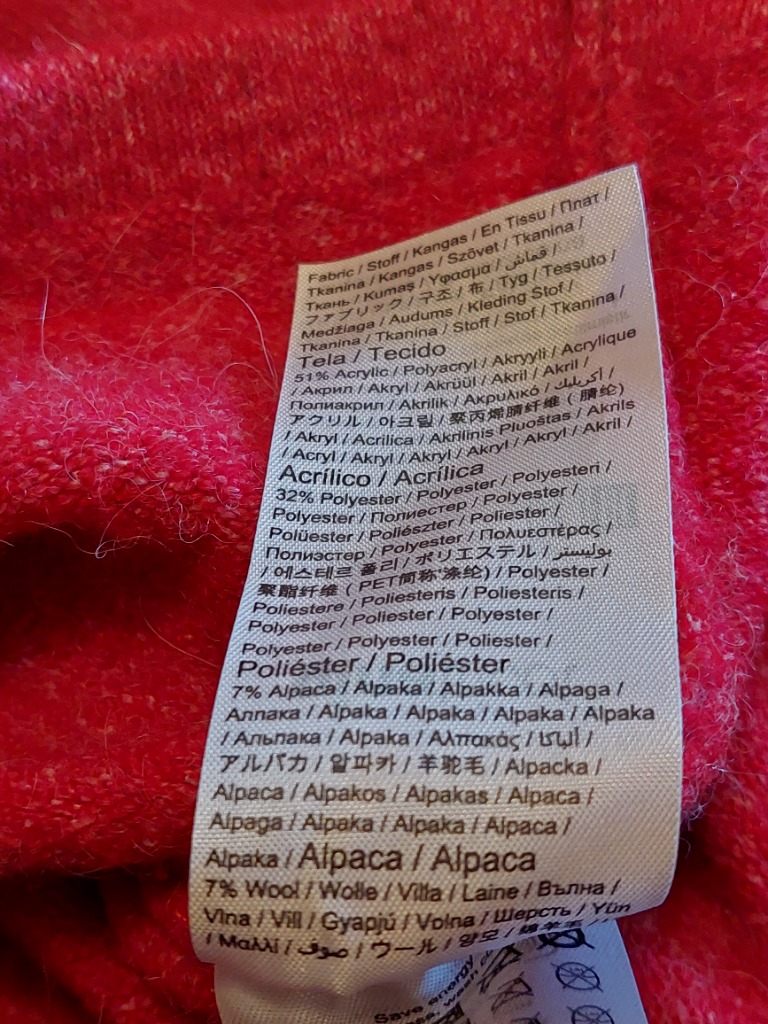 Gina T peysubolur S