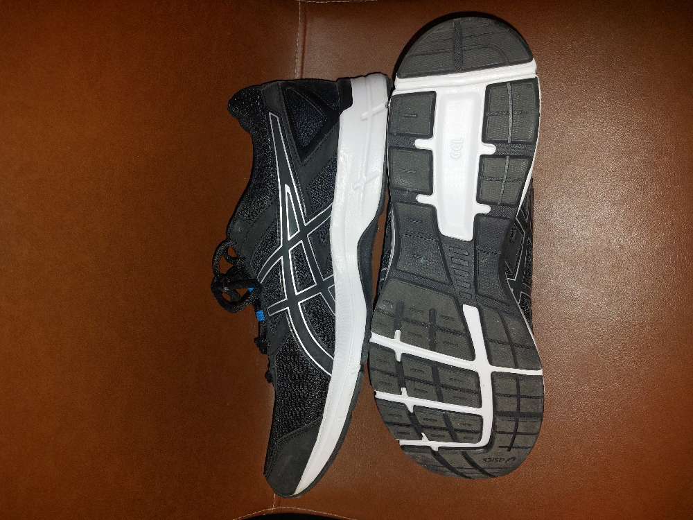 Skór Asics st 47