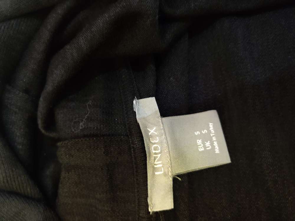 Musta neuletakki, Lindex, koko S