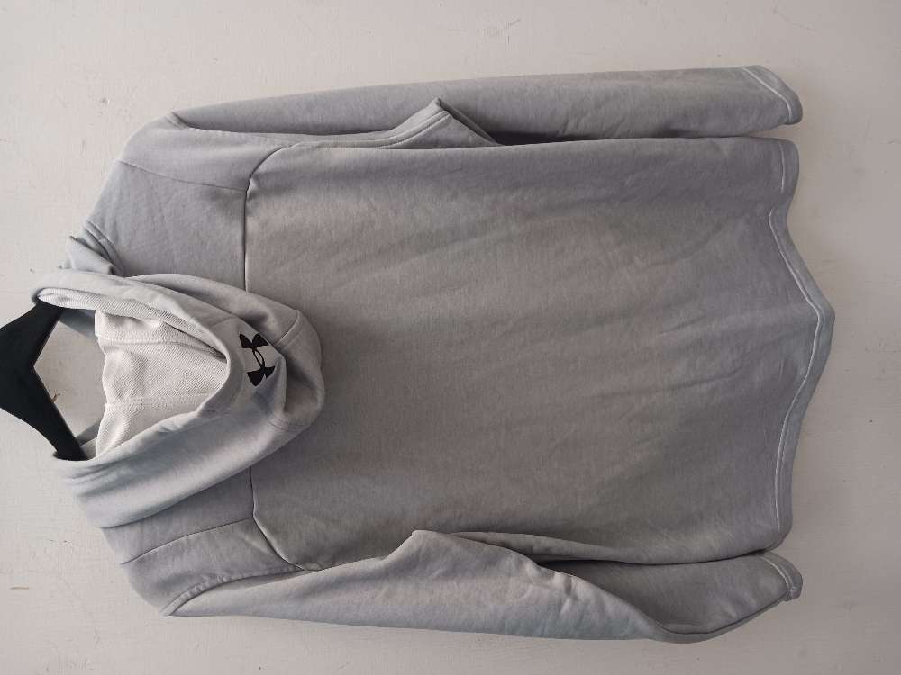 Under armour harmaa huppari L