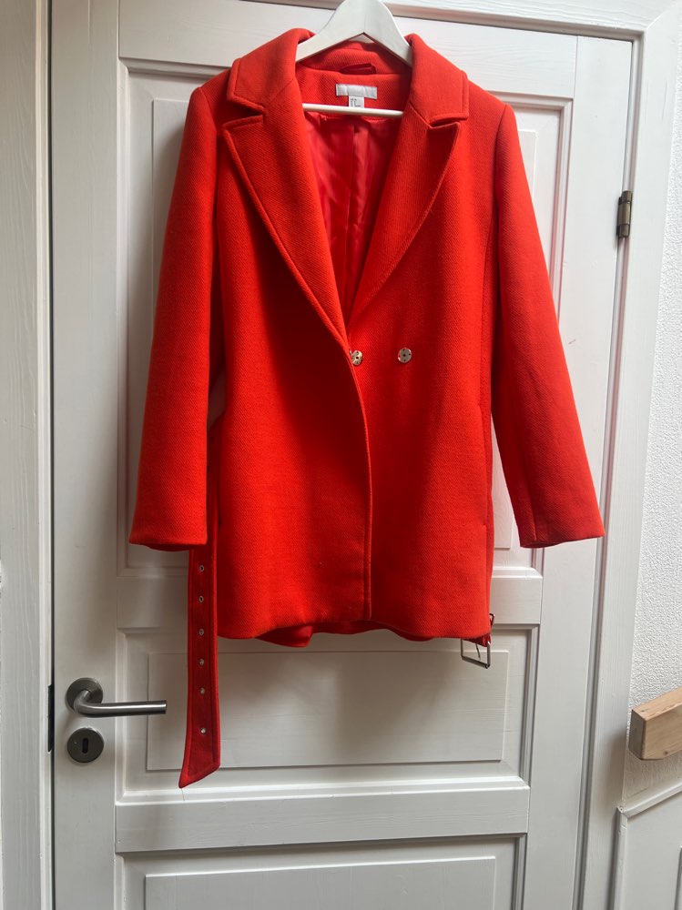 H&M oransje jakke