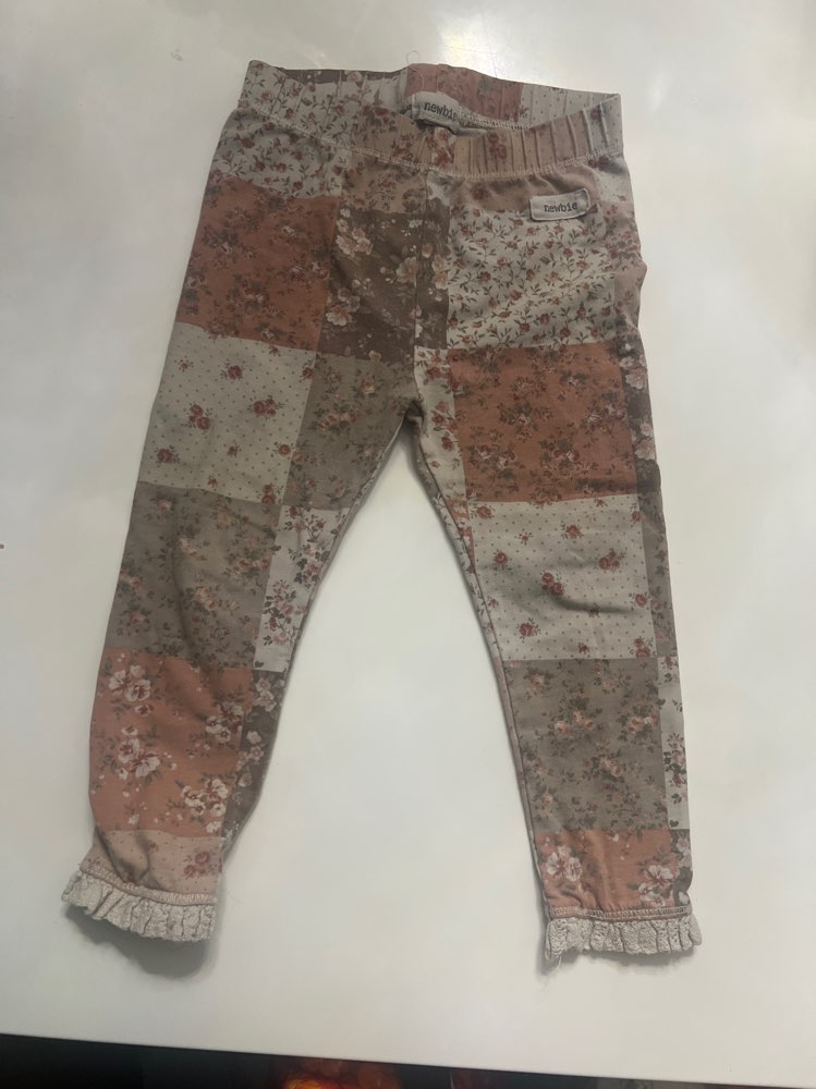 Newbie Leggingsit já Body