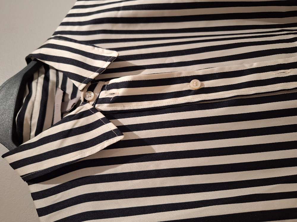 Skyrta satin röndótt M kvk