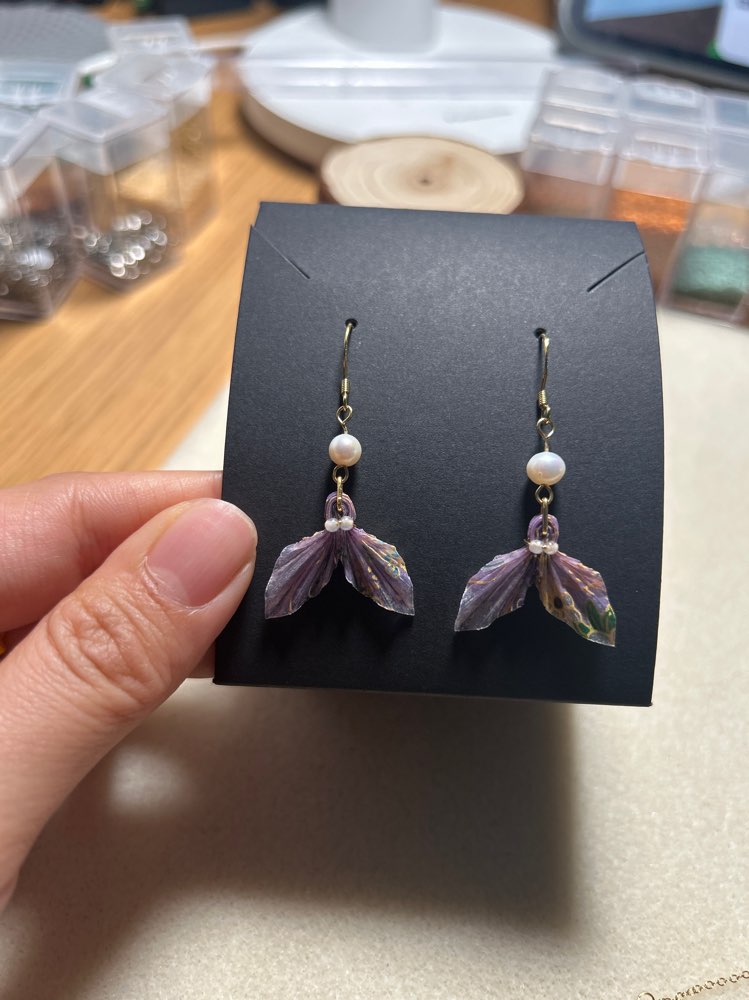 Washi-paperi & hopea origamikorvakorut