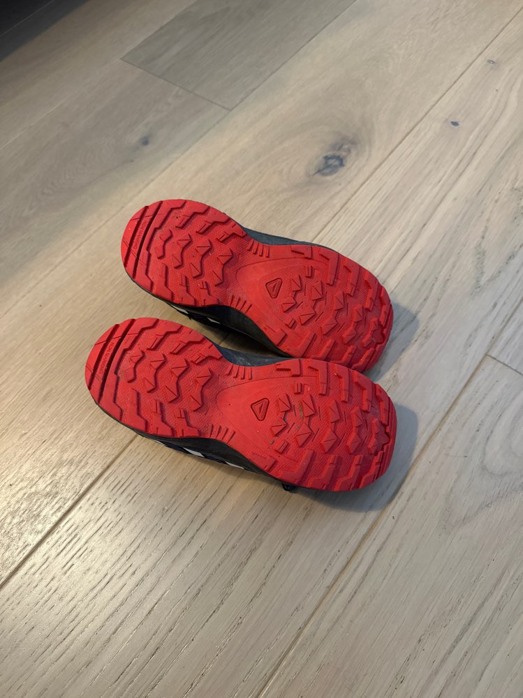 Salomon goretex sko str 32