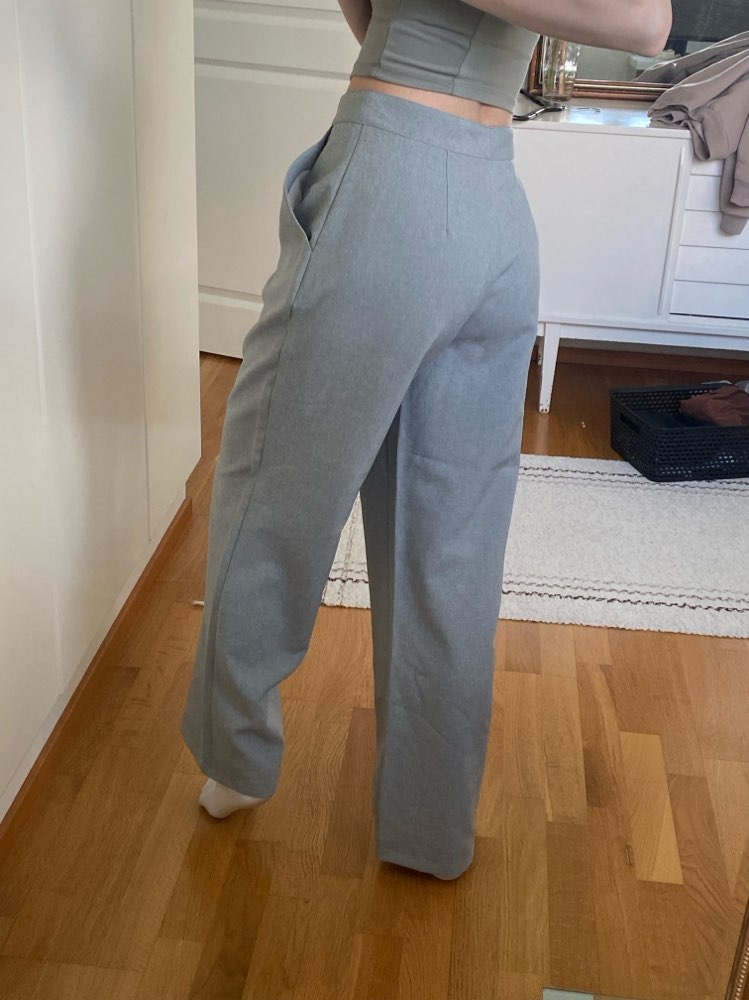harmaat puvunhousut vintage