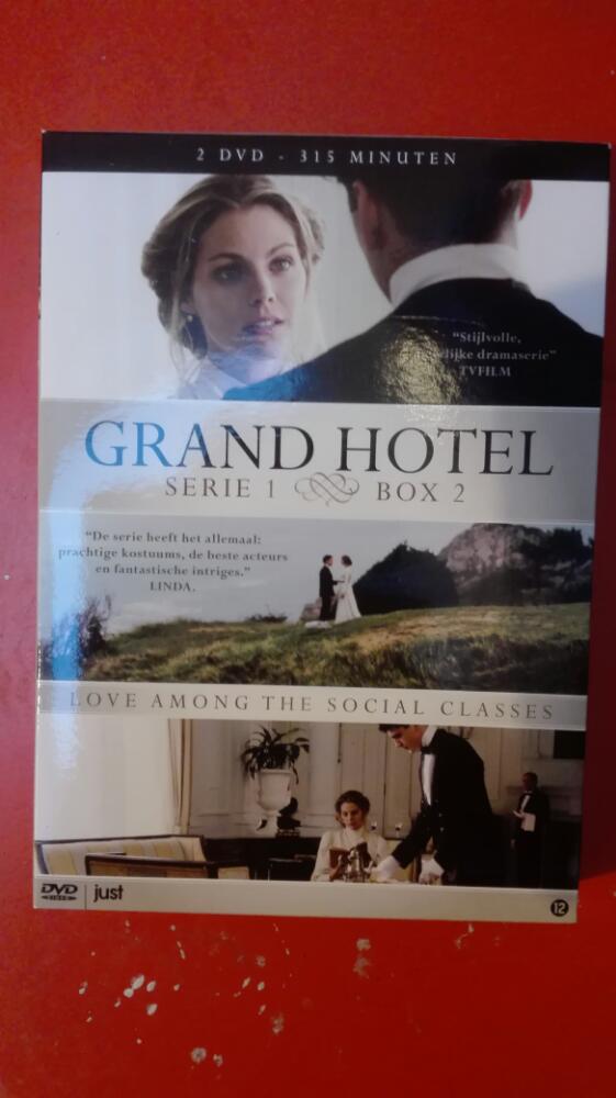 Dvd box Grand Hotel 1-2