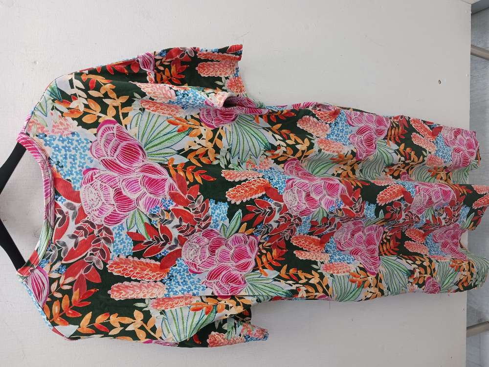 Toive värikäs trikoomekko M