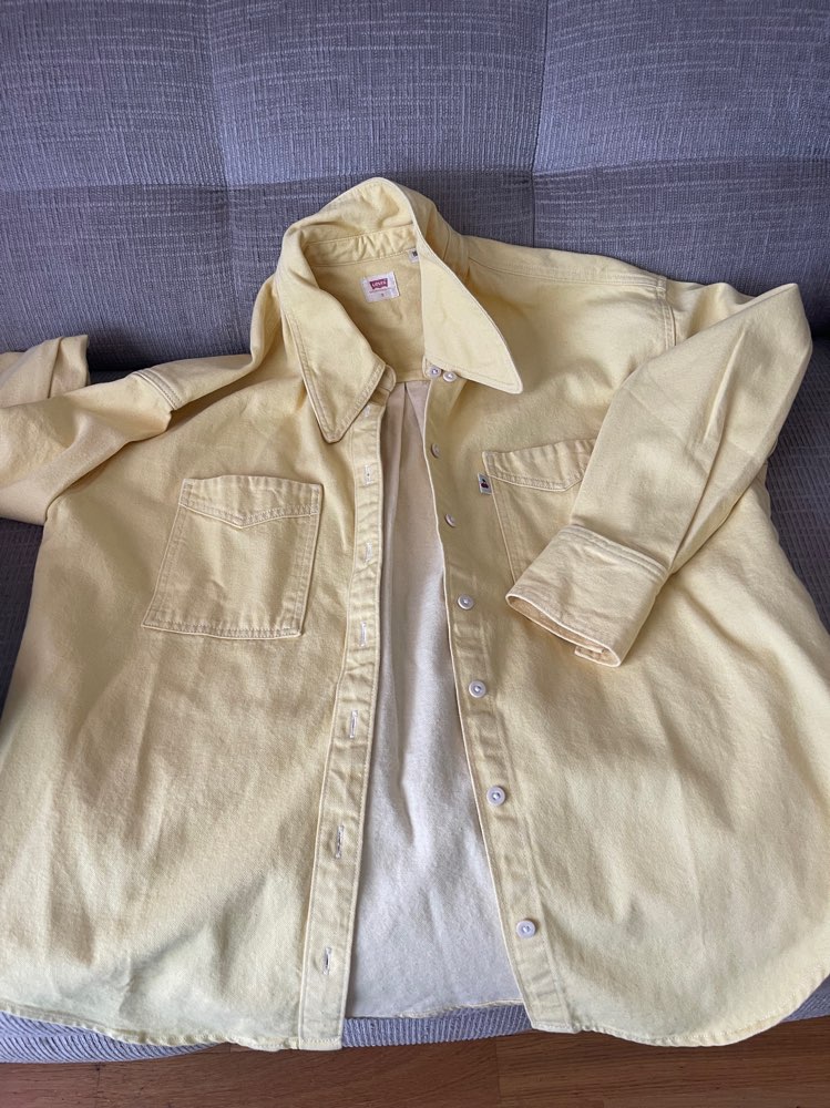 Levis S