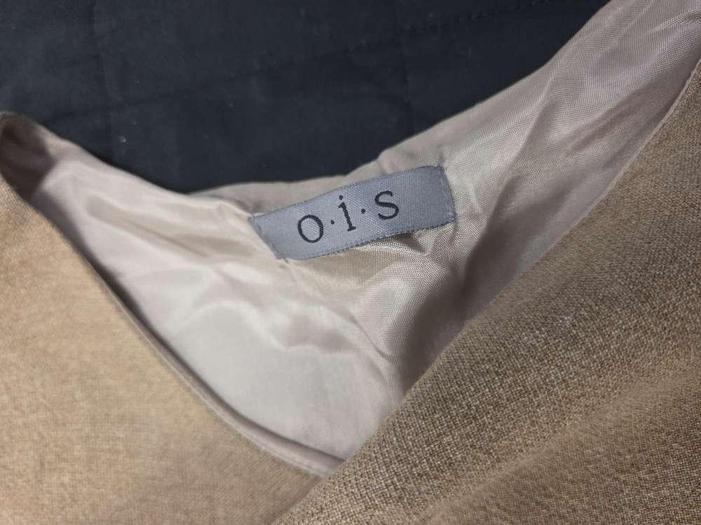 Beige kotelomekko O.I.S. 42