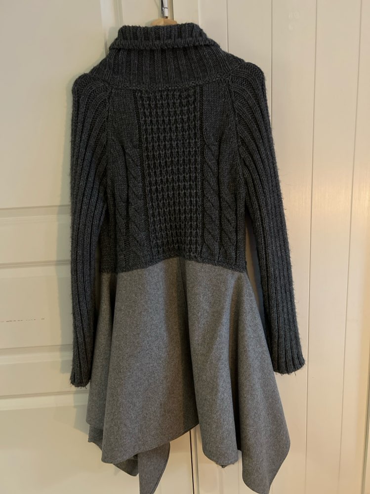 «Nu by staff» Strikkejakke