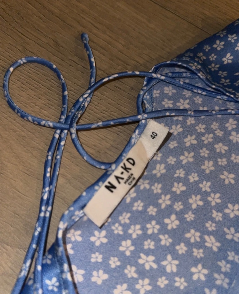 NA-KD kjole blomsterprint