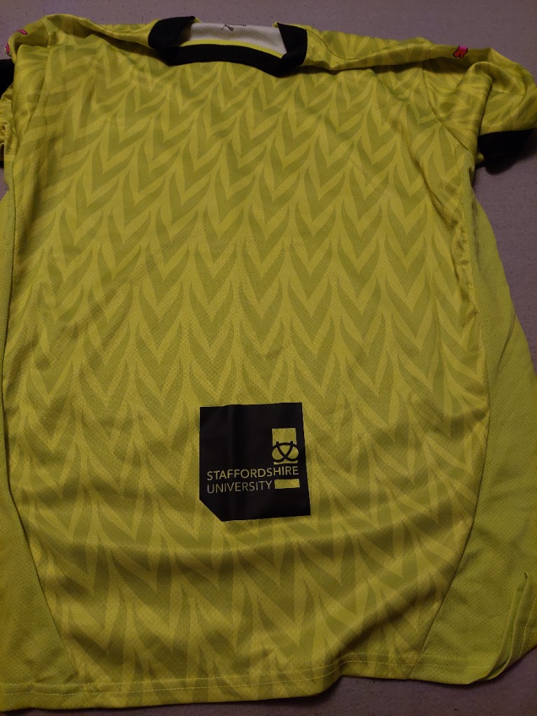 Puma treyja L