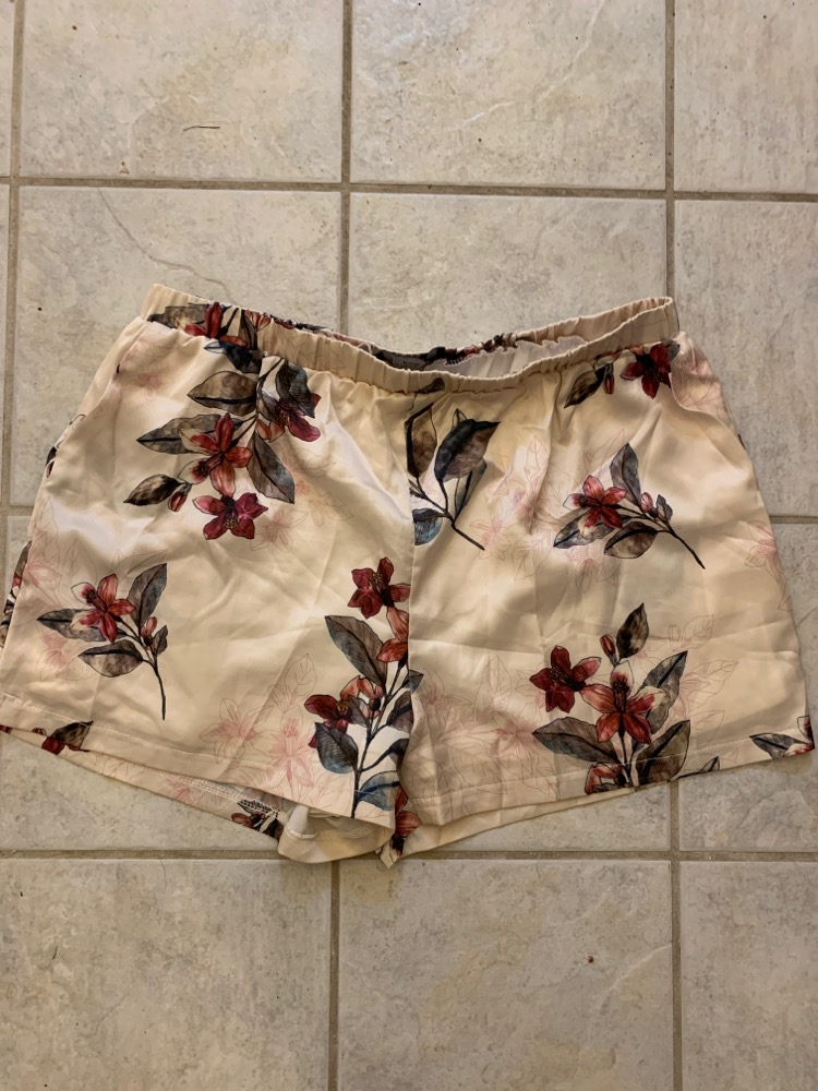 Sisters Point shorts xl